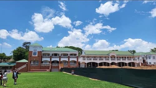 Redhill School image 4