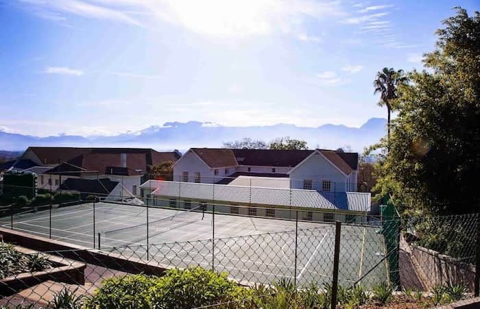 Paarl Girls HoëRskool image 2